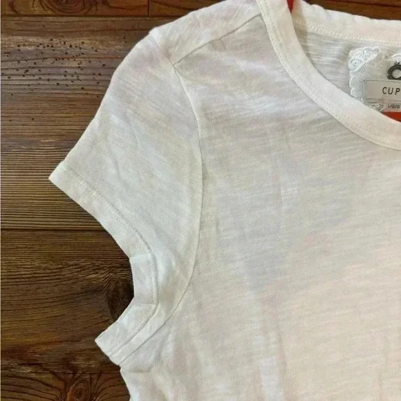 Adorable Cupio Crochet Pocket Tee! Size L - Picture 9 of 9